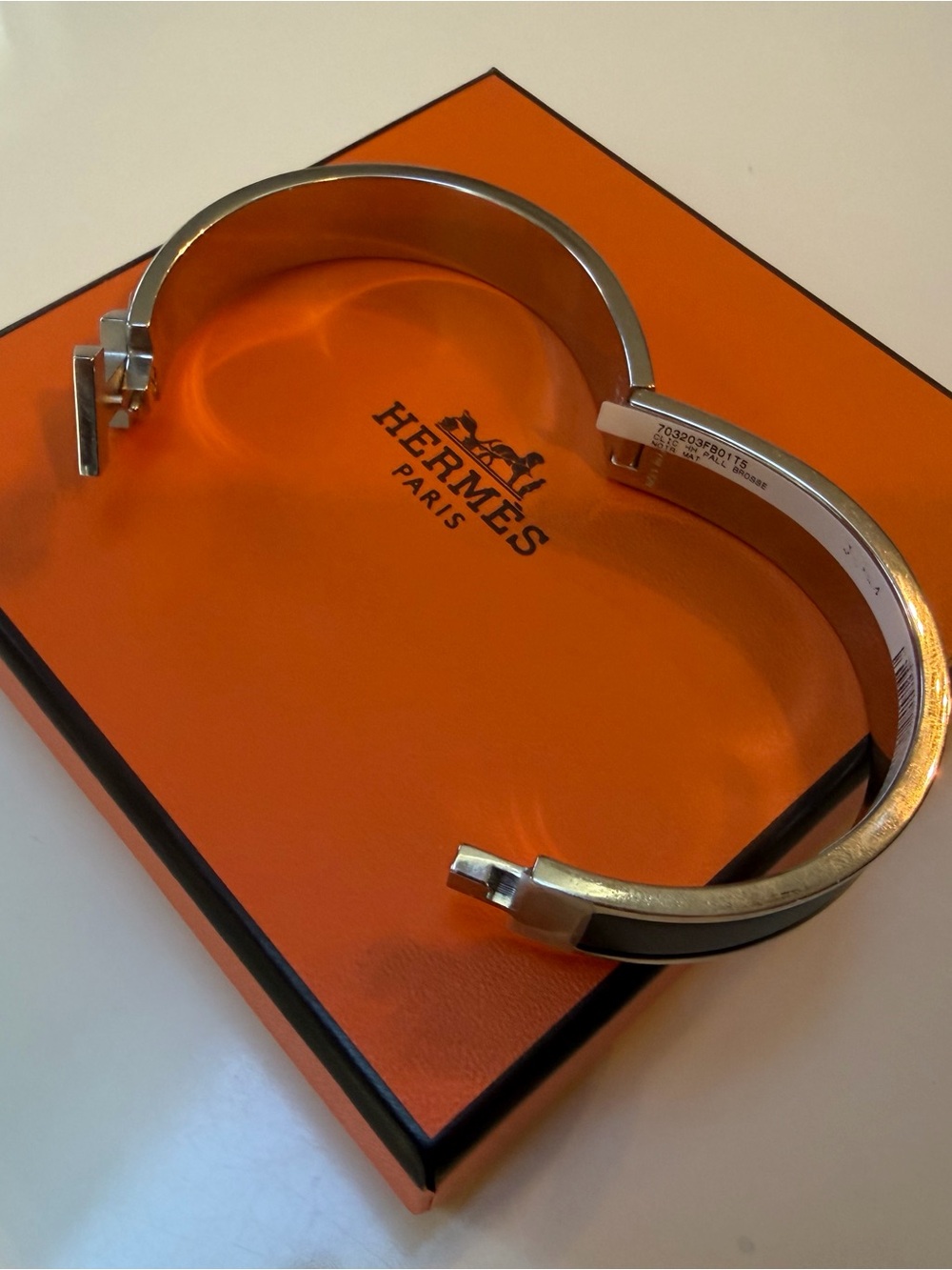 Hermes Men's Clic H Bracelet in Black and Silver-Tone - Picture 4 of 7